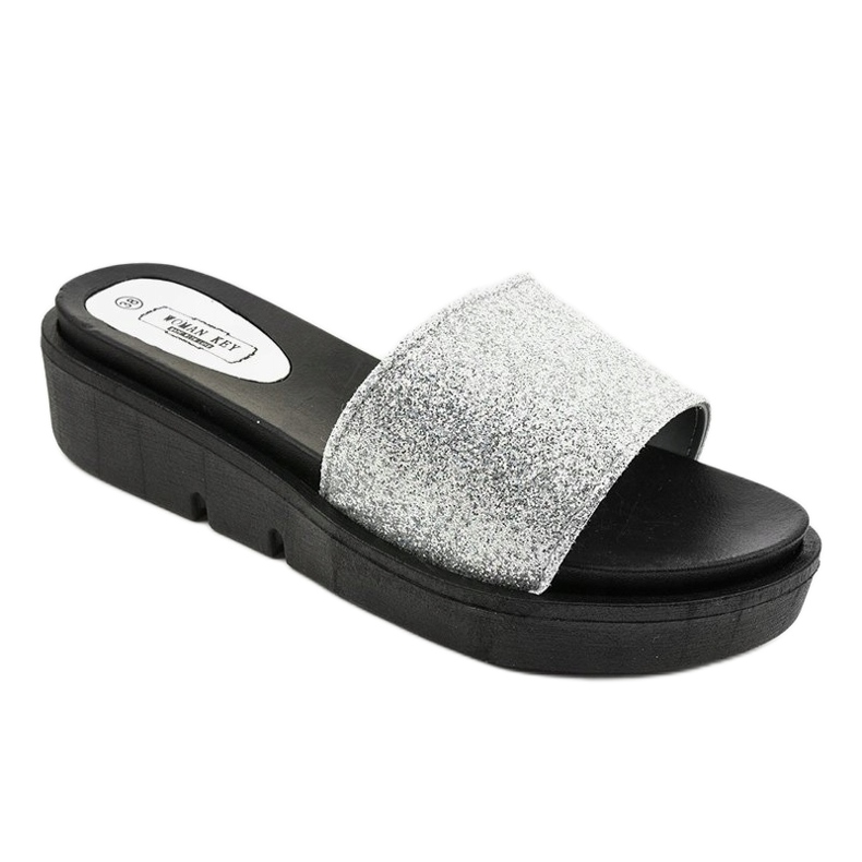 Chaussons brillants argentés E3969 gris 1 Chaussons brillants argentés E3969 gris 1