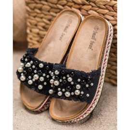 Small Swan Pantoufles Sur La Plateforme Avec Des Perles noir 1