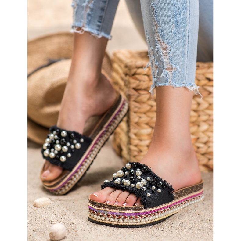 Small Swan Pantoufles Sur La Plateforme Avec Des Perles le noir 2