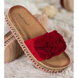 Small Swan Pantoufles En Daim Avec Ornements rouge 3