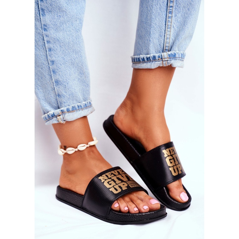 ADY Chaussons Femme Never Give Up Or Noir le noir jaune 1