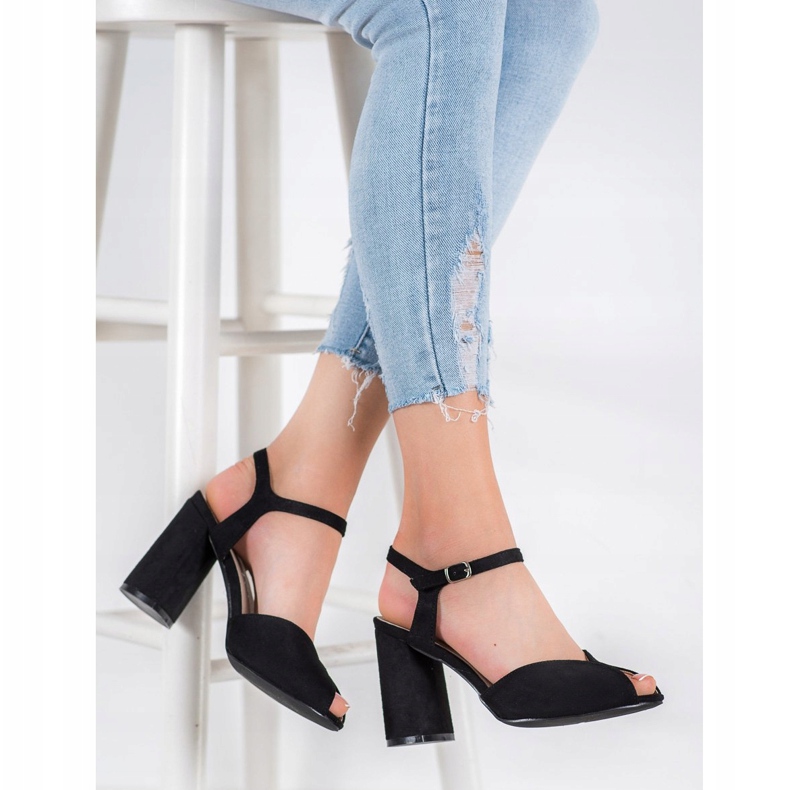 Filippo Sandales noires sur un bar le noir 1