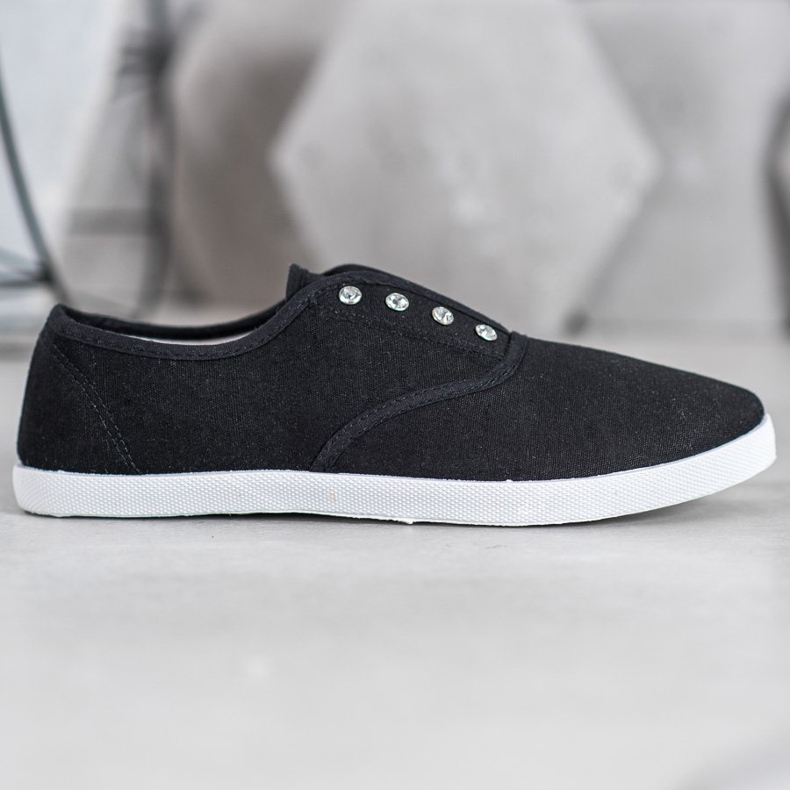Lemax Baskets basses noires 1