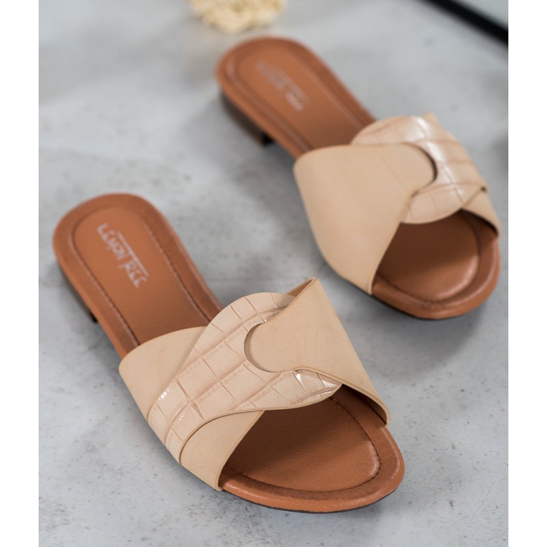 SHELOVET Pantoufles élégantes en cuir écologique beige 1