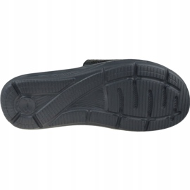 Under Armour Ignite Vi Sl M 3022711-003 le noir 3
