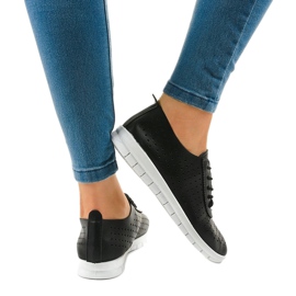 Baskets noires ajourées JH701-1 le noir 3