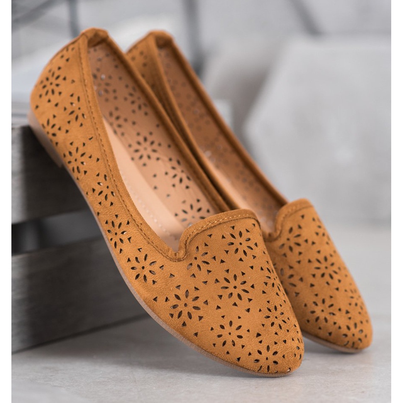 Clowse Seigneurs ajourés chameau brun 1