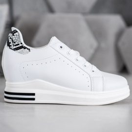 SHELOVET Chaussures de sport sur un coin blanche 1