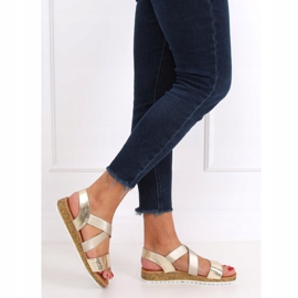 AM042 Sandales dorées pour femmes 1