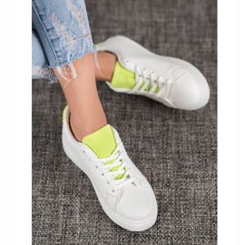 SHELOVET Chaussures blanches avec empiècements en daim 4