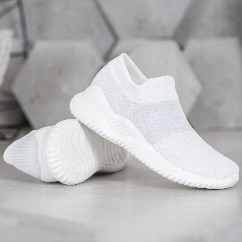 Chaussons de sport MCKEYLOR blanc 2