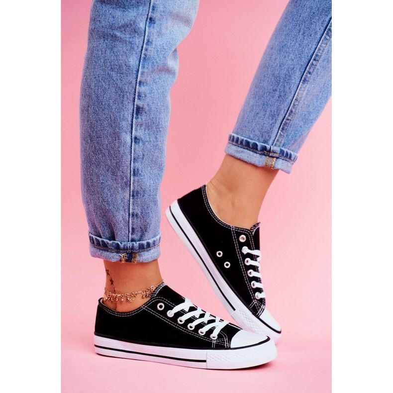 PS1 Baskets noires Omerta avec semelle blanche 1