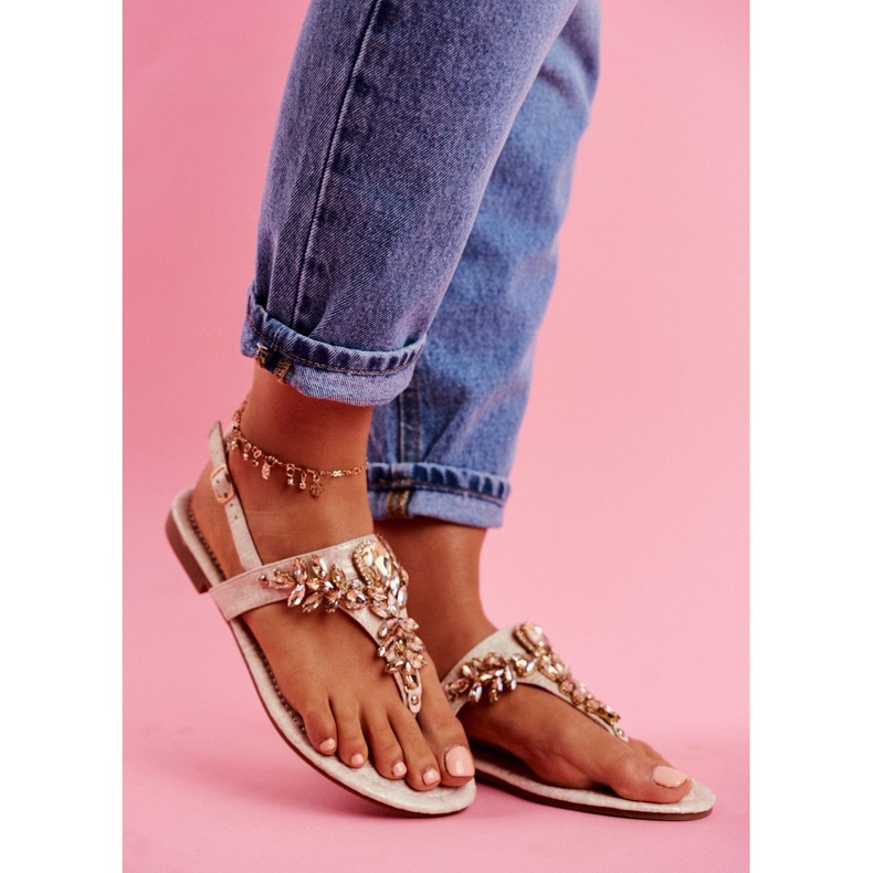 Sandales Tongs Cristaux Sous Contrôle beige d'or 1 Sandales Tongs Cristaux Sous Contrôle beige d'or 1