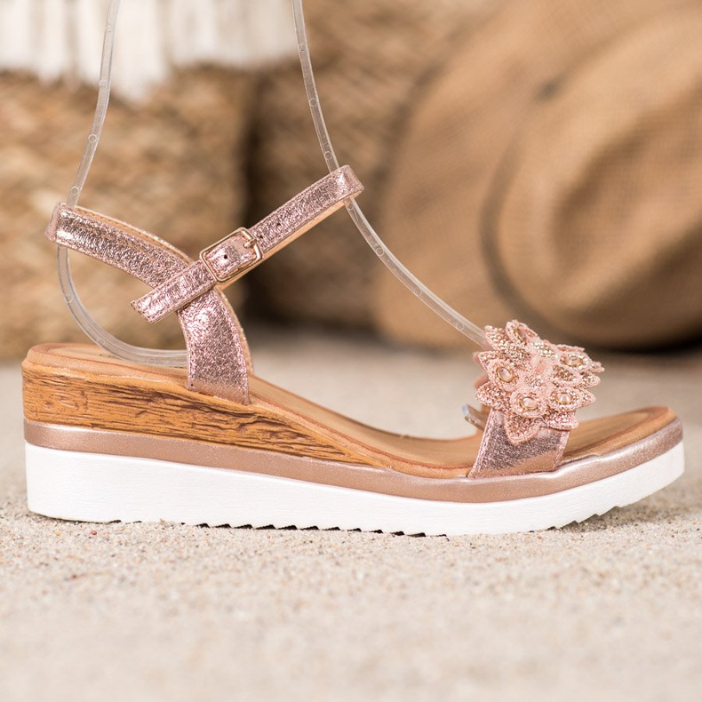 Mannika Cales élégantes avec décorations rose 2 Mannika Cales élégantes avec décorations rose 2