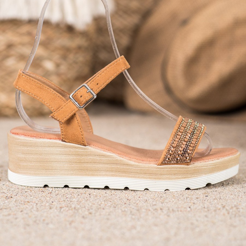 Renda Sandales compensées avec cristaux brun 1