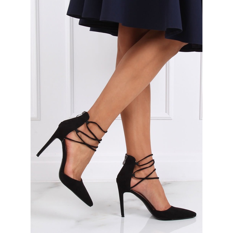 Pompes sur une broche noire SY66P Noir le noir 1