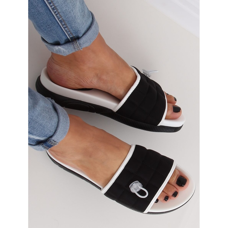 Chaussons noirs pour femmes G-338 Noir 1