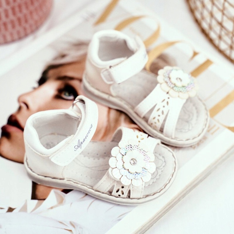 Apawwa Sandales pour enfants avec Velcro Flower White Mino blanche multicolore jaune 2