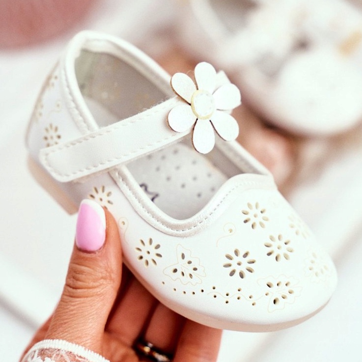 Apawwa Ballerines pour enfants sur Velcro Kwiatuszek White Flored blanche 2