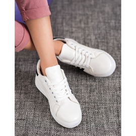 Renda Chaussures de sport classiques blanche 1 Renda Chaussures de sport classiques blanche 1