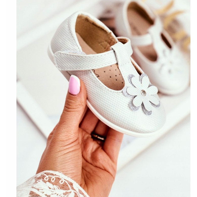 Apawwa Ballerines pour enfants avec Velcro Flower Silver Antrela gris 1