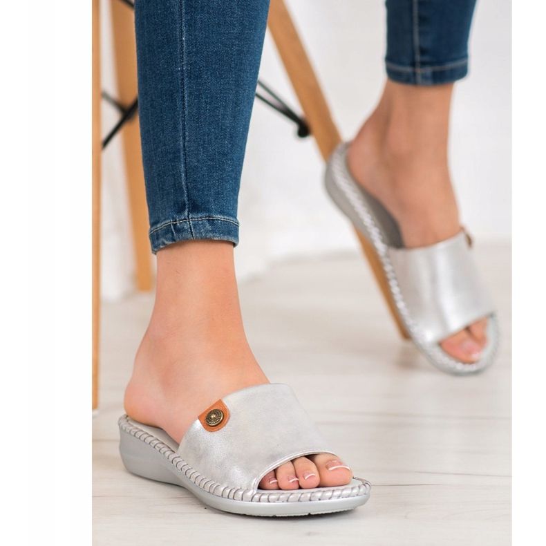 J. Star Pantoufles décontractées en cuir écologique gris 2 J. Star Pantoufles décontractées en cuir écologique gris 2