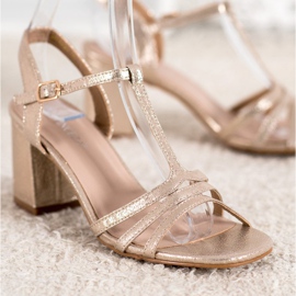 Sandales brillantes au bar VINCEZA d'or 1 Sandales brillantes au bar VINCEZA d'or 1