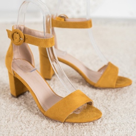 Evento Sandales classiques à talons hauts jaune 4