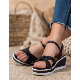 SHELOVET Sandales compensées brillantes noir 1