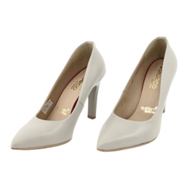 Arka Pumps pour femmes en cuir confortable 5254 beige gris 2 Arka Pumps pour femmes en cuir confortable 5254 beige gris 2