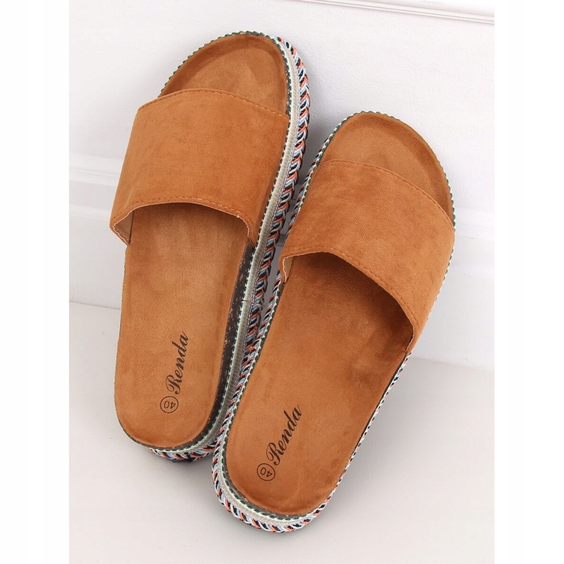 Pantoufles pour femmes Camel BQ-50 Camel brun 1