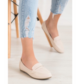 Diamantique Mocassins beiges avec cuir écologique 1