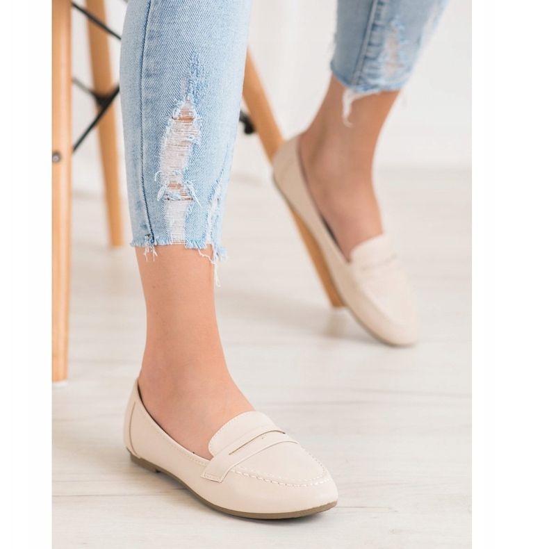 Diamantique Mocassins beiges avec cuir écologique 1