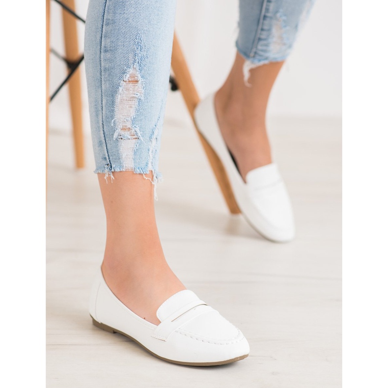 Diamantique Mocassins blancs avec cuir écologique 2