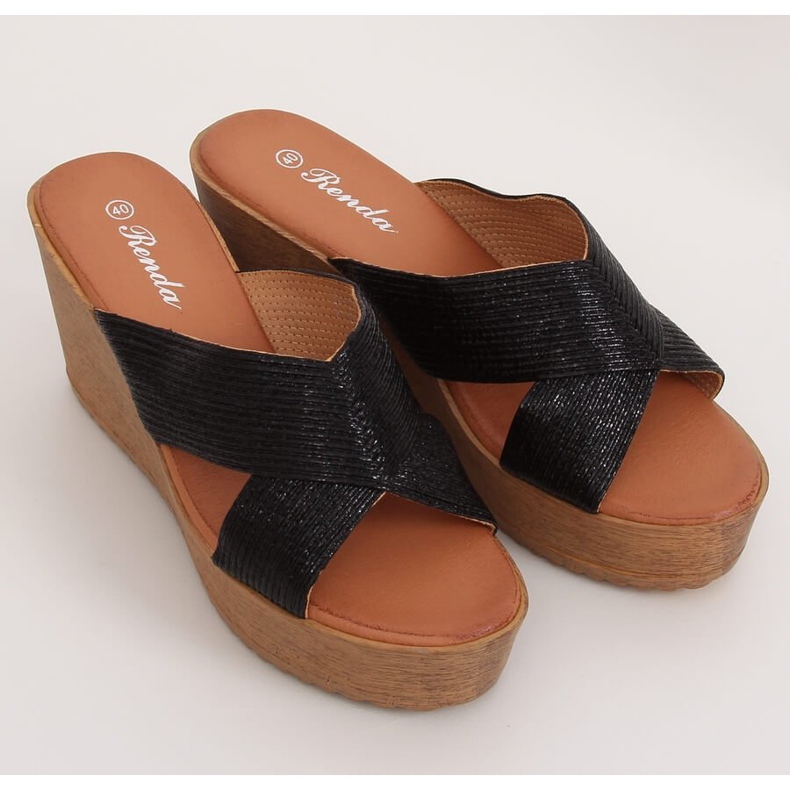 Noir Chaussons noirs 10-235 Noir le noir 1