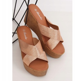 Chaussons compensés champagne 10-235 Champagne beige 1 Chaussons compensés champagne 10-235 Champagne beige 1