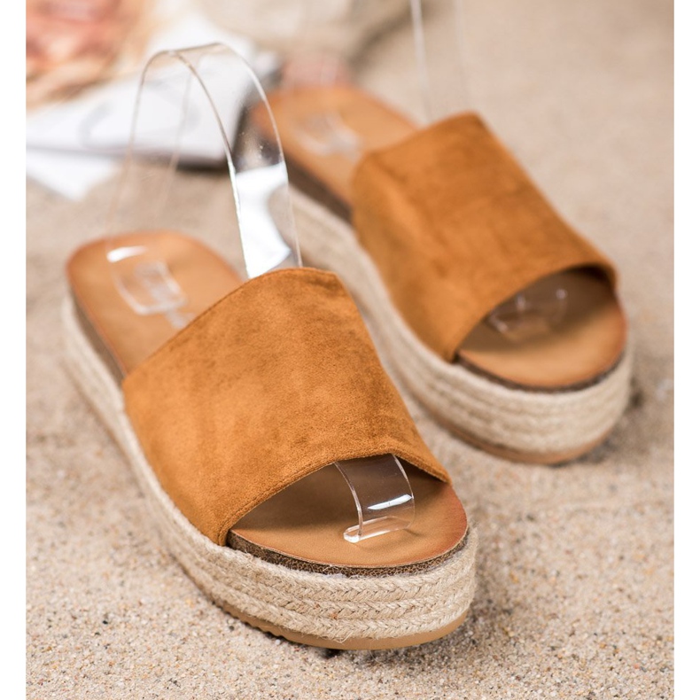 Renda Pantoufles En Daim Sur La Plateforme brun 2