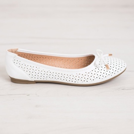 SHELOVET Ballerine Ajourée Avec Eco Cuir blanc 2