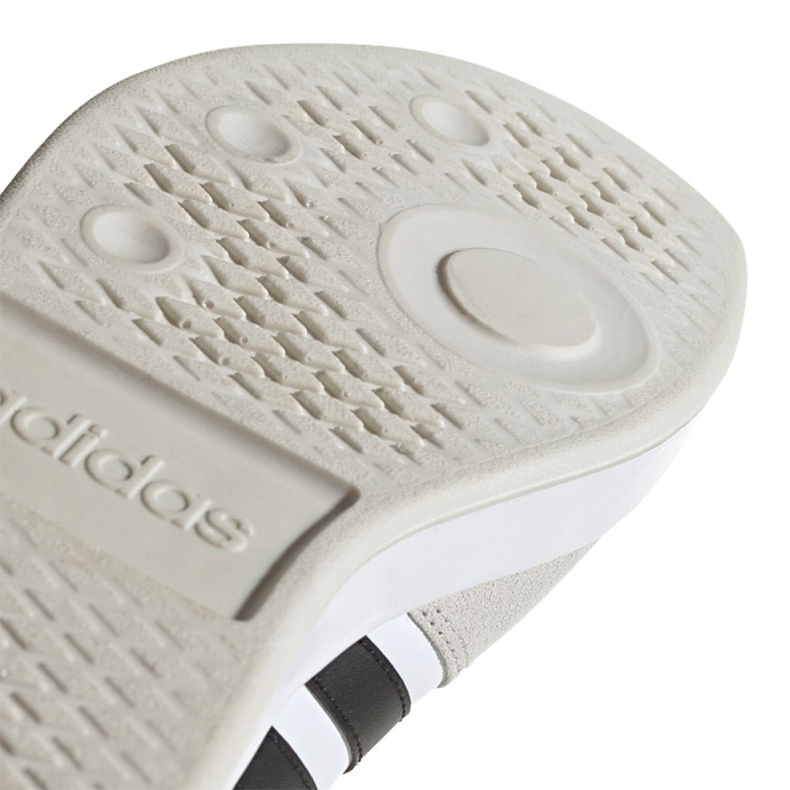 Chaussures Adidas Court 80s M EE9663 blanc 1