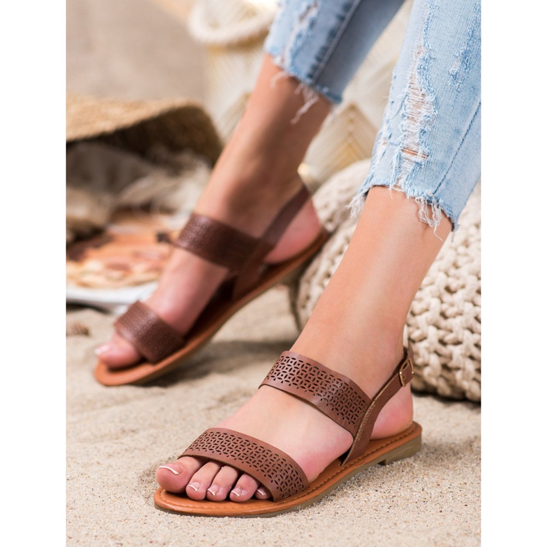 Mannika Sandales ajourées brun 1