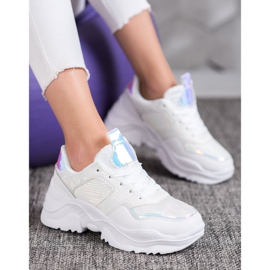 SHELOVET Baskets en cuir écologique blanche gris 2 SHELOVET Baskets en cuir écologique blanche gris 2