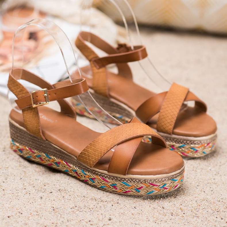 Small Swan Sandales à la mode avec cuir écologique brun 2