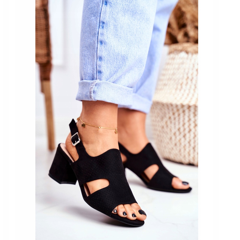 BUGO Sandales à Talon Femme Ajourées Noir Valery 2