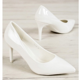 Small Swan Goupilles vernies blanche 1