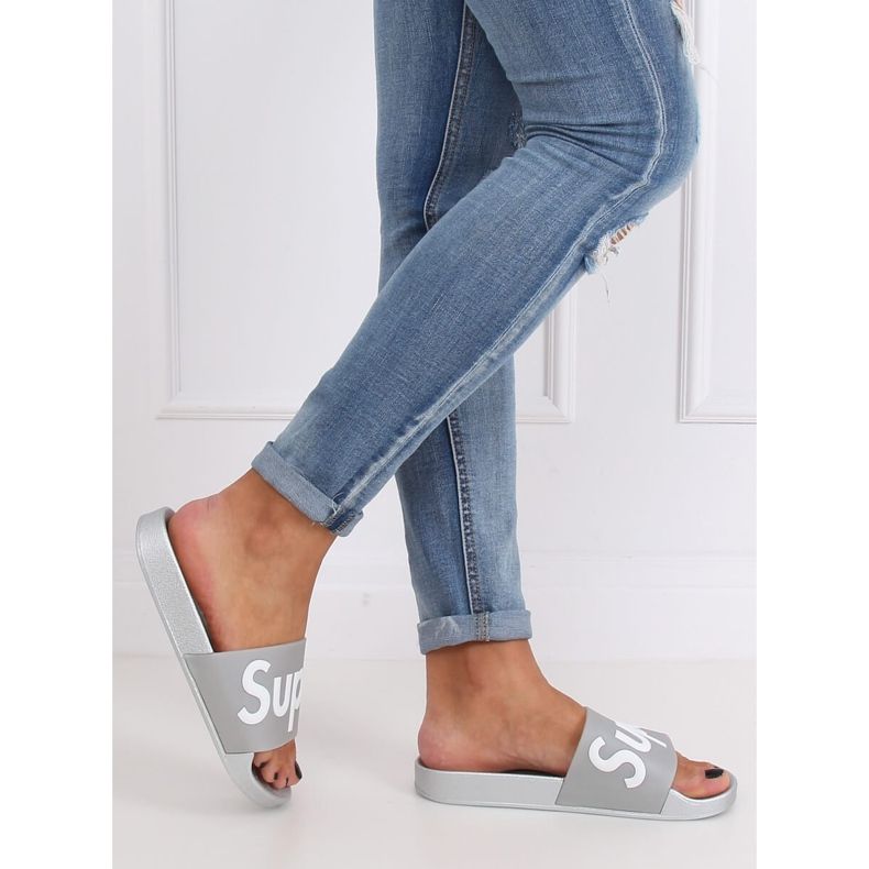 Chaussons femme gris et argent CK110 Silver 2