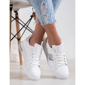 SHELOVET Baskets avec empiècements en daim blanc 2