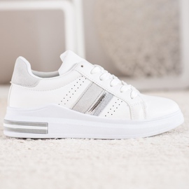 SHELOVET Baskets avec empiècements en daim blanche 3