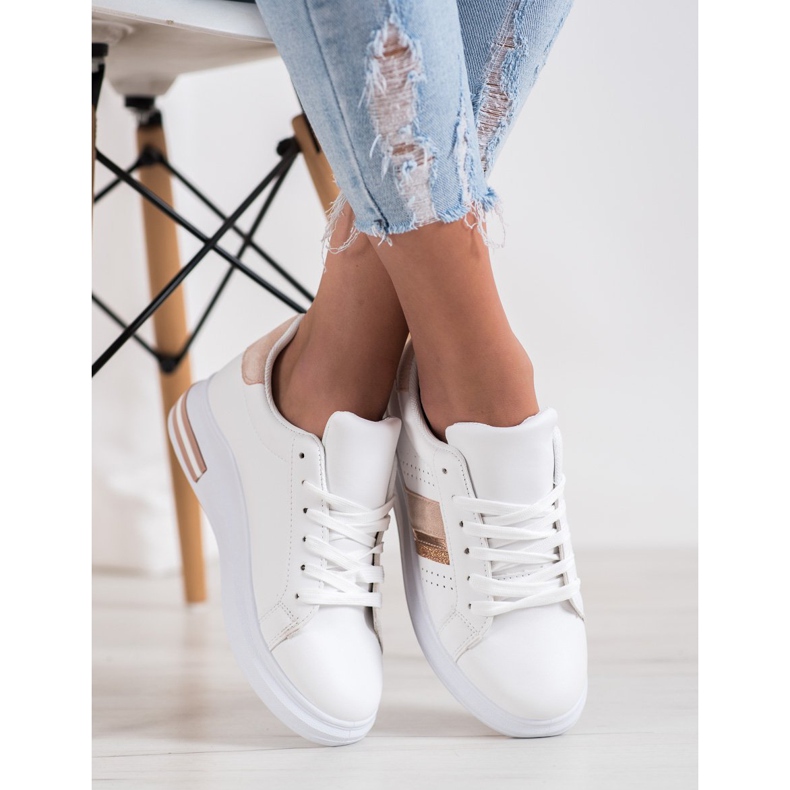 SHELOVET Baskets avec empiècements en daim blanche 2