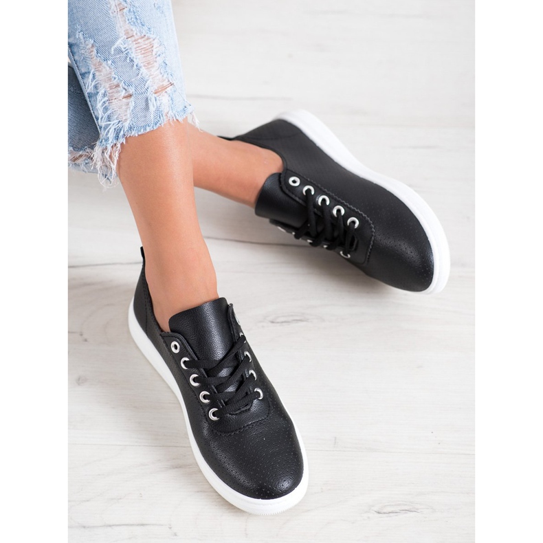 SHELOVET Baskets ajourées avec cuir écologique le noir 1