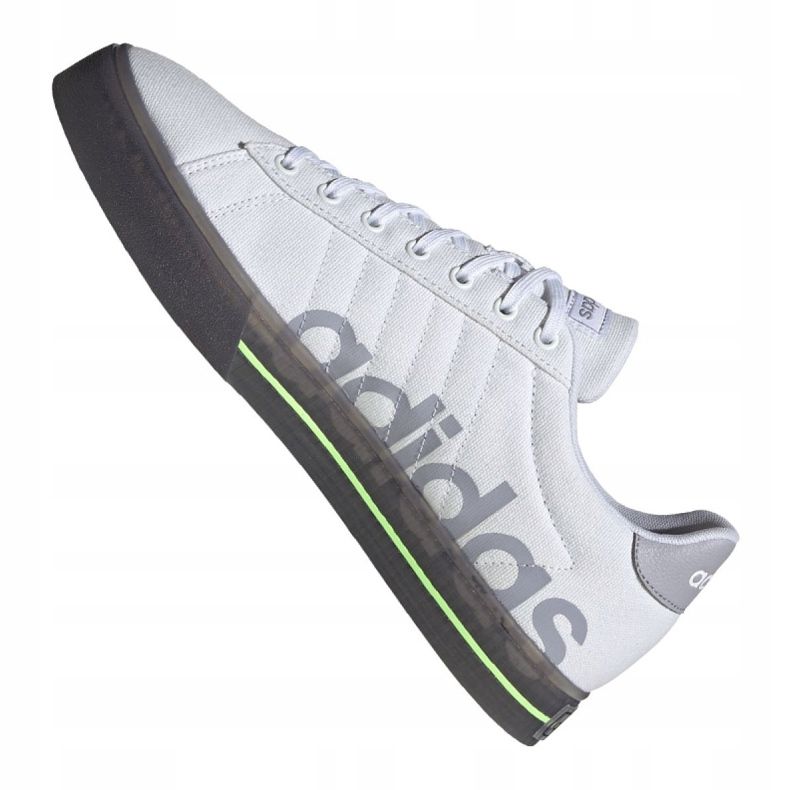 Chaussures Adidas Daily 3.0 M FW7049 blanche 1